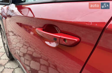 Позашляховик / Кросовер Hyundai Kona 2019 в 