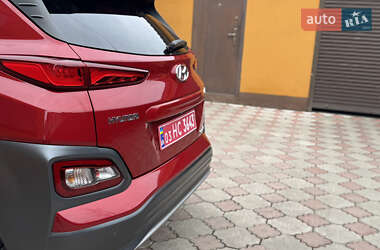 Позашляховик / Кросовер Hyundai Kona 2019 в 