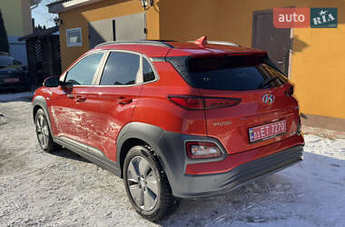 Позашляховик / Кросовер Hyundai Kona 2019 в 