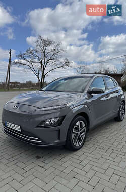 Внедорожник / Кроссовер Hyundai Kona 2022 в 