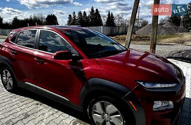 Внедорожник / Кроссовер Hyundai Kona 2020 в 