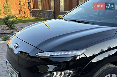 Позашляховик / Кросовер Hyundai Kona 2022 в 
