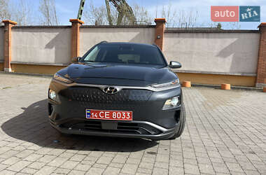 Позашляховик / Кросовер Hyundai Kona 2019 в 