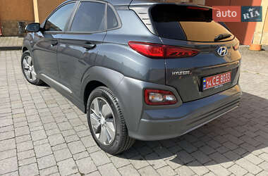 Позашляховик / Кросовер Hyundai Kona 2019 в 