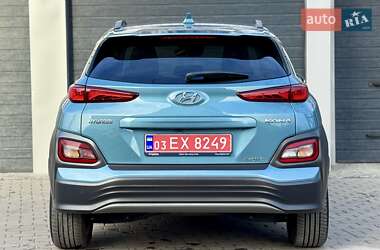 Позашляховик / Кросовер Hyundai Kona 2019 в 