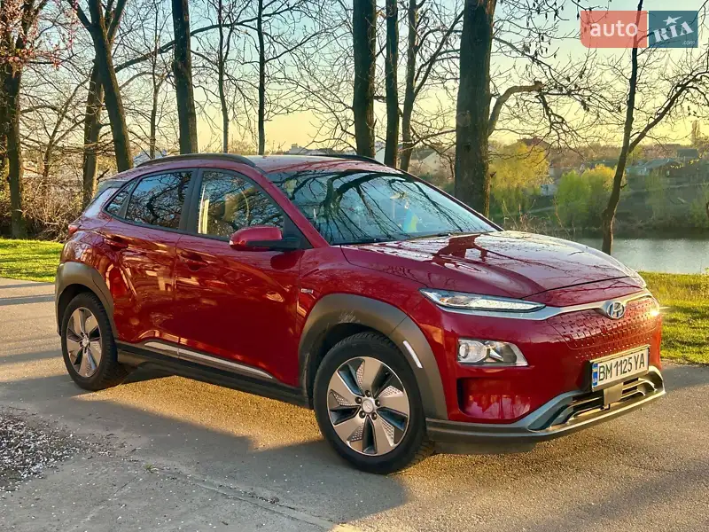 Внедорожник / Кроссовер Hyundai Kona 2019 в 