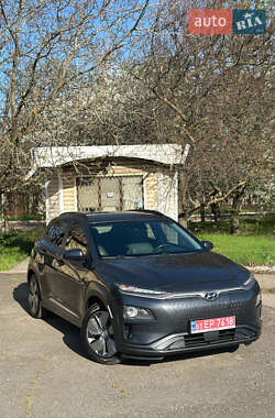Внедорожник / Кроссовер Hyundai Kona 2019 в 