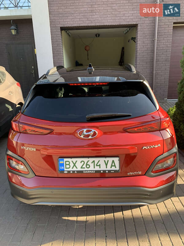 Внедорожник / Кроссовер Hyundai Kona 2020 в Хмельницком