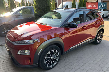 Внедорожник / Кроссовер Hyundai Kona 2020 в 
