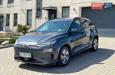Позашляховик / Кросовер Hyundai Kona 2019 в 