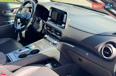 Позашляховик / Кросовер Hyundai Kona 2019 в 