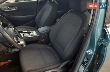 Внедорожник / Кроссовер Hyundai Kona 2020 в 