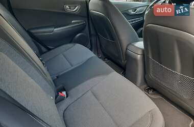 Внедорожник / Кроссовер Hyundai Kona 2020 в 