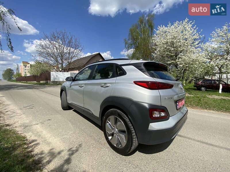 Внедорожник / Кроссовер Hyundai Kona 2020 в Ковеле