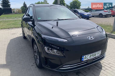 Позашляховик / Кросовер Hyundai Kona 2023 в 
