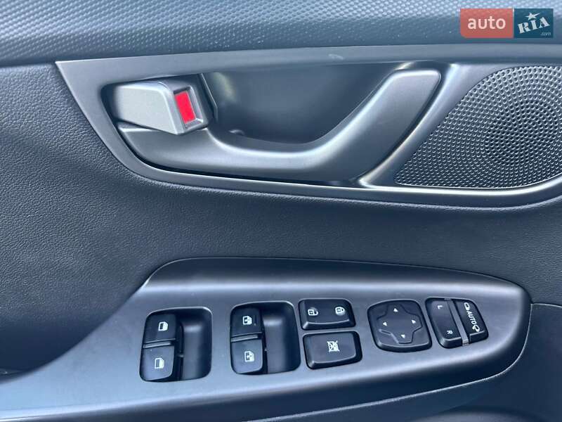 Позашляховик / Кросовер Hyundai Kona 2019 в Івано-Франківську