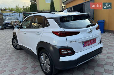Позашляховик / Кросовер Hyundai Kona 2020 в 