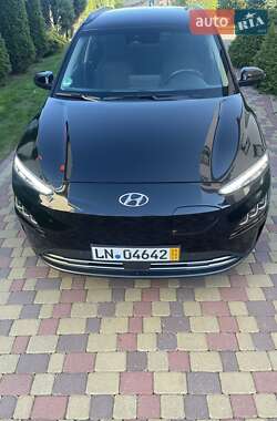 Позашляховик / Кросовер Hyundai Kona 2022 в 