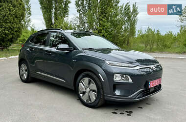 Внедорожник / Кроссовер Hyundai Kona 2020 в Ровно