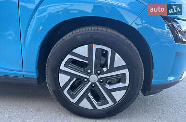 Позашляховик / Кросовер Hyundai Kona 2022 в 