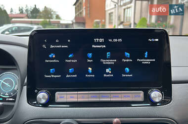 Позашляховик / Кросовер Hyundai Kona 2021 в 