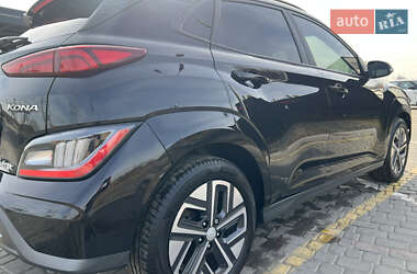 Внедорожник / Кроссовер Hyundai Kona 2022 в 