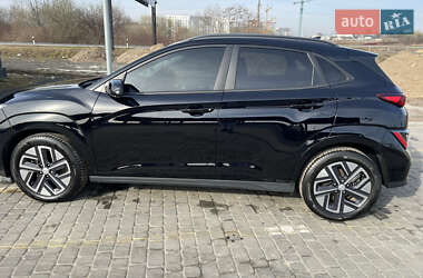 Внедорожник / Кроссовер Hyundai Kona 2022 в 