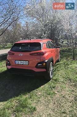 Позашляховик / Кросовер Hyundai Kona 2018 в 