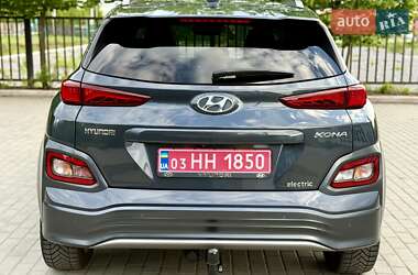 Внедорожник / Кроссовер Hyundai Kona 2020 в 