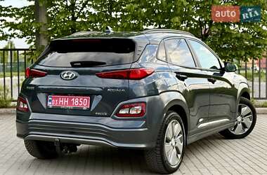 Внедорожник / Кроссовер Hyundai Kona 2020 в 