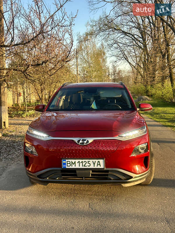Внедорожник / Кроссовер Hyundai Kona 2019 в 