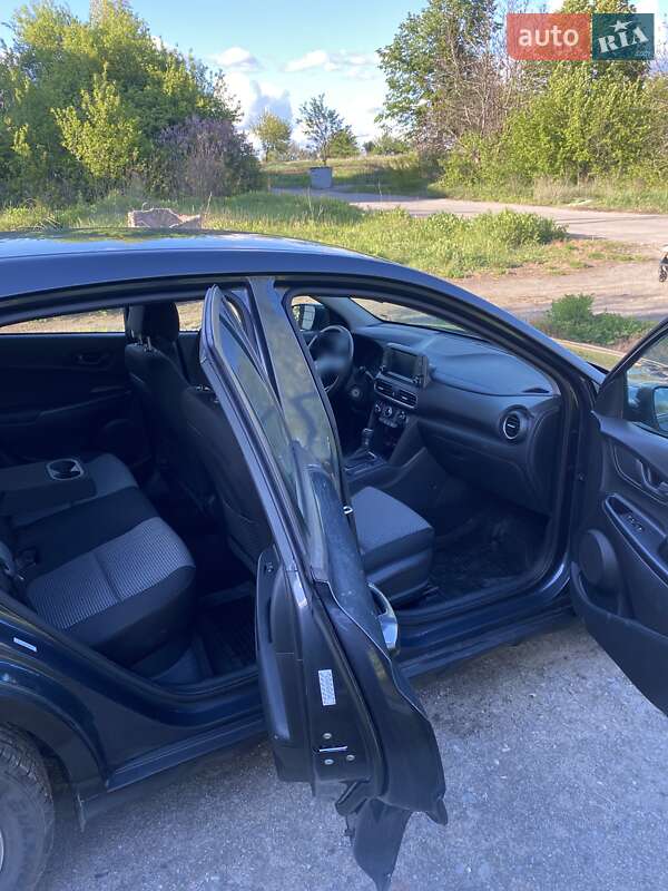 Внедорожник / Кроссовер Hyundai Kona 2018 в Харькове