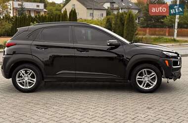 Позашляховик / Кросовер Hyundai Kona 2018 в 