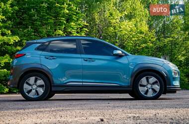 Позашляховик / Кросовер Hyundai Kona 2020 в 