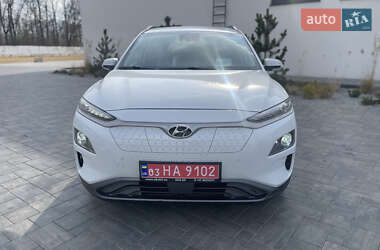 Внедорожник / Кроссовер Hyundai Kona 2019 в 