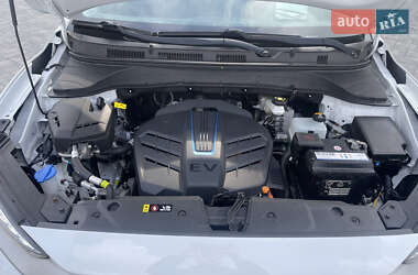Внедорожник / Кроссовер Hyundai Kona 2019 в 