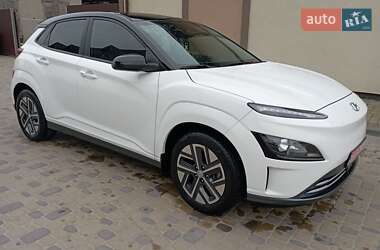 Внедорожник / Кроссовер Hyundai Kona 2022 в 