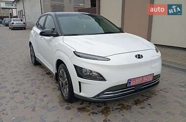 Внедорожник / Кроссовер Hyundai Kona 2022 в 