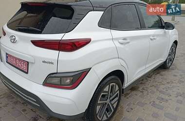 Внедорожник / Кроссовер Hyundai Kona 2022 в 