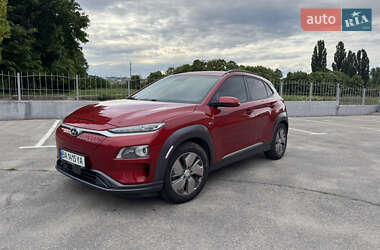 Позашляховик / Кросовер Hyundai Kona 2019 в 