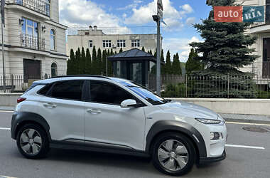 Позашляховик / Кросовер Hyundai Kona 2019 в 