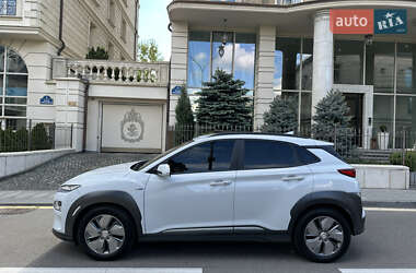 Позашляховик / Кросовер Hyundai Kona 2019 в 