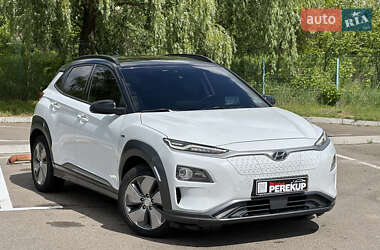 Позашляховик / Кросовер Hyundai Kona 2018 в 