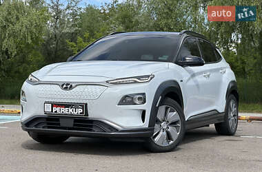 Позашляховик / Кросовер Hyundai Kona 2018 в 