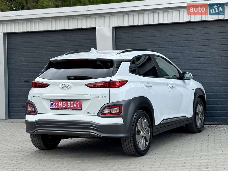 Позашляховик / Кросовер Hyundai Kona 2019 в Тернополі
