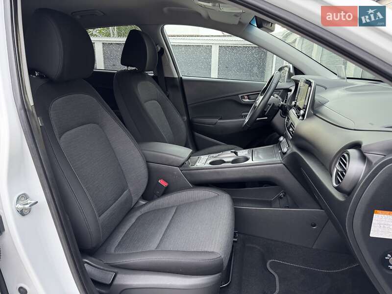 Позашляховик / Кросовер Hyundai Kona 2019 в Тернополі