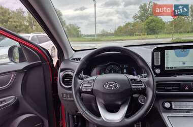 Позашляховик / Кросовер Hyundai Kona 2019 в 