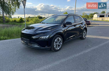 Позашляховик / Кросовер Hyundai Kona 2022 в 
