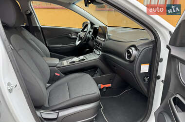 Позашляховик / Кросовер Hyundai Kona 2020 в 