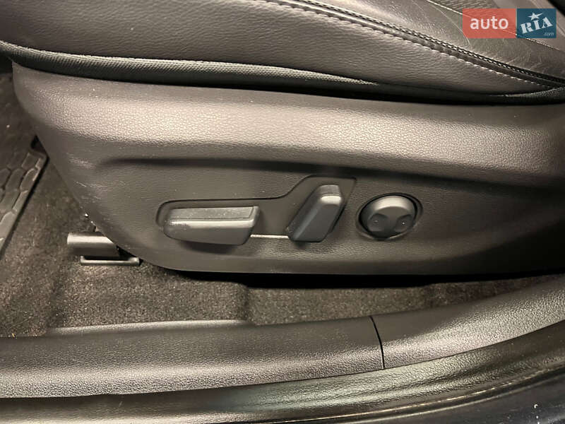 Позашляховик / Кросовер Hyundai Kona 2019 в Києві